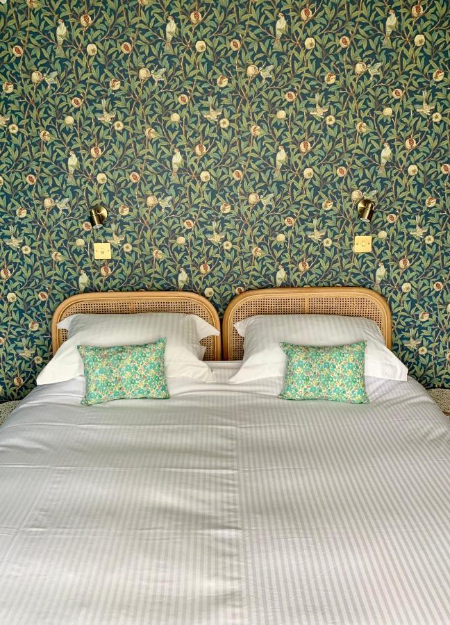 Leven House Bed And Breakfast Crieff Bagian luar foto