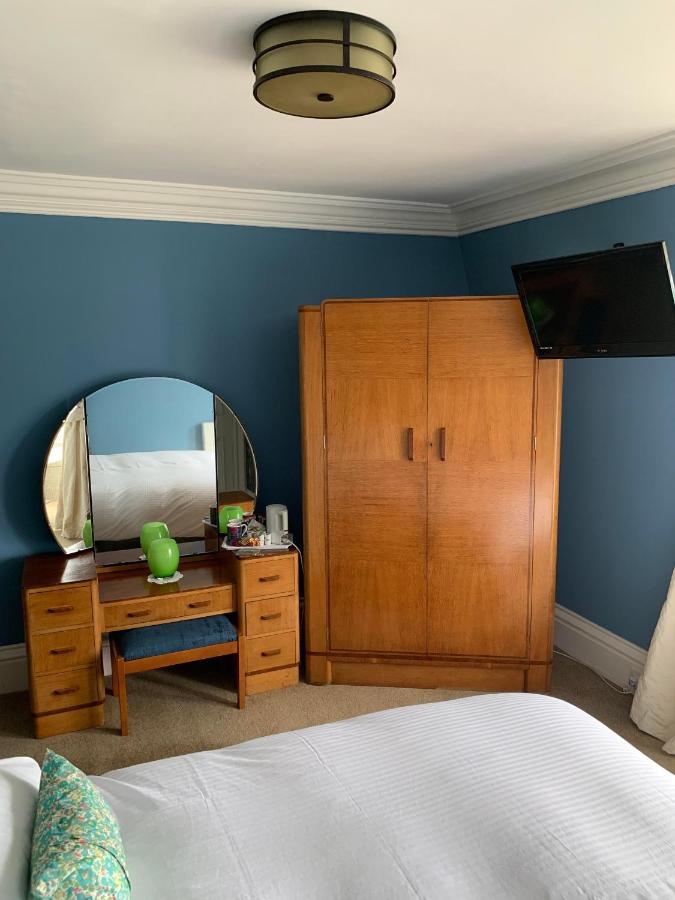 Leven House Bed And Breakfast Crieff Bagian luar foto