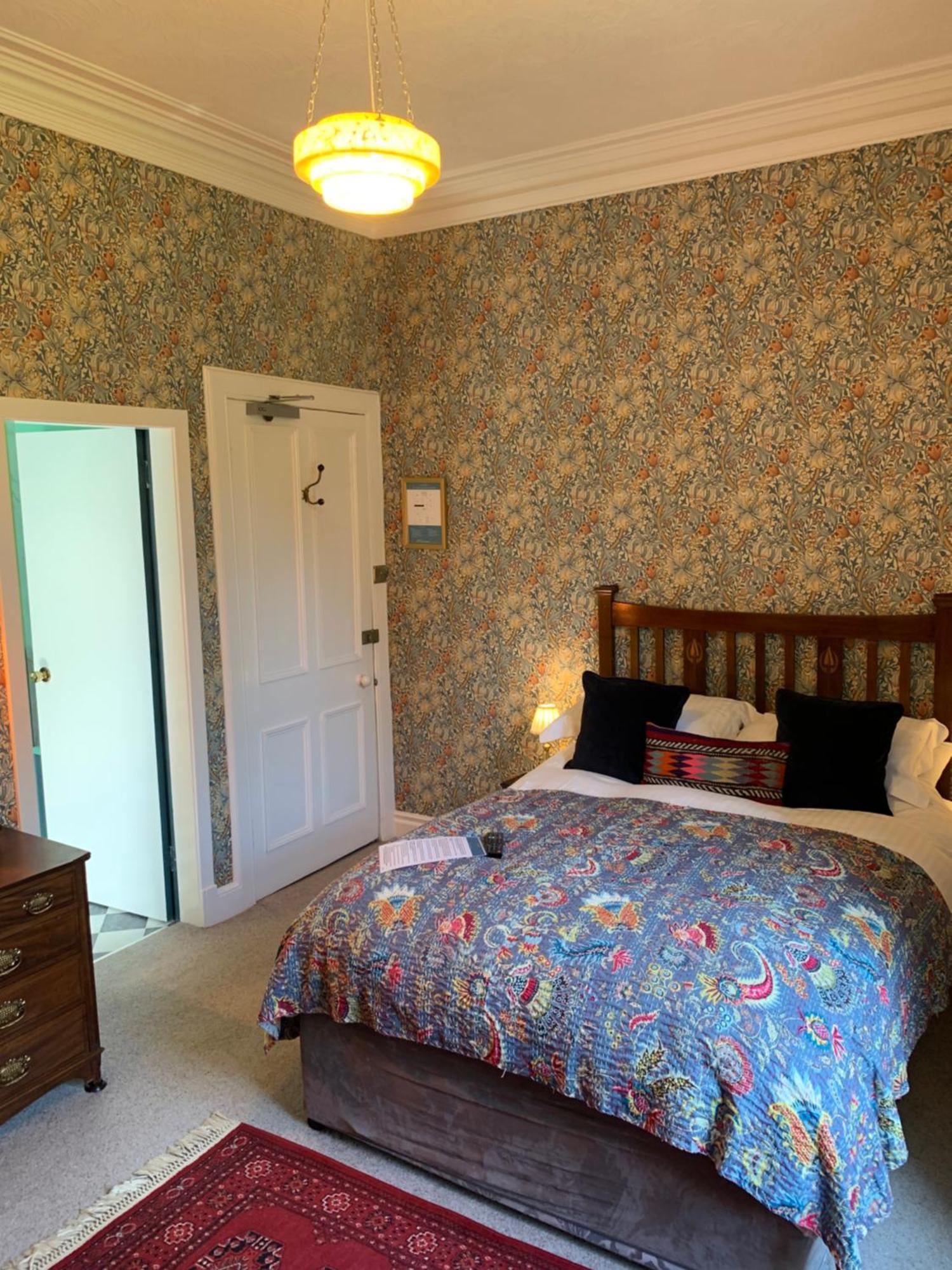 Leven House Bed And Breakfast Crieff Bagian luar foto